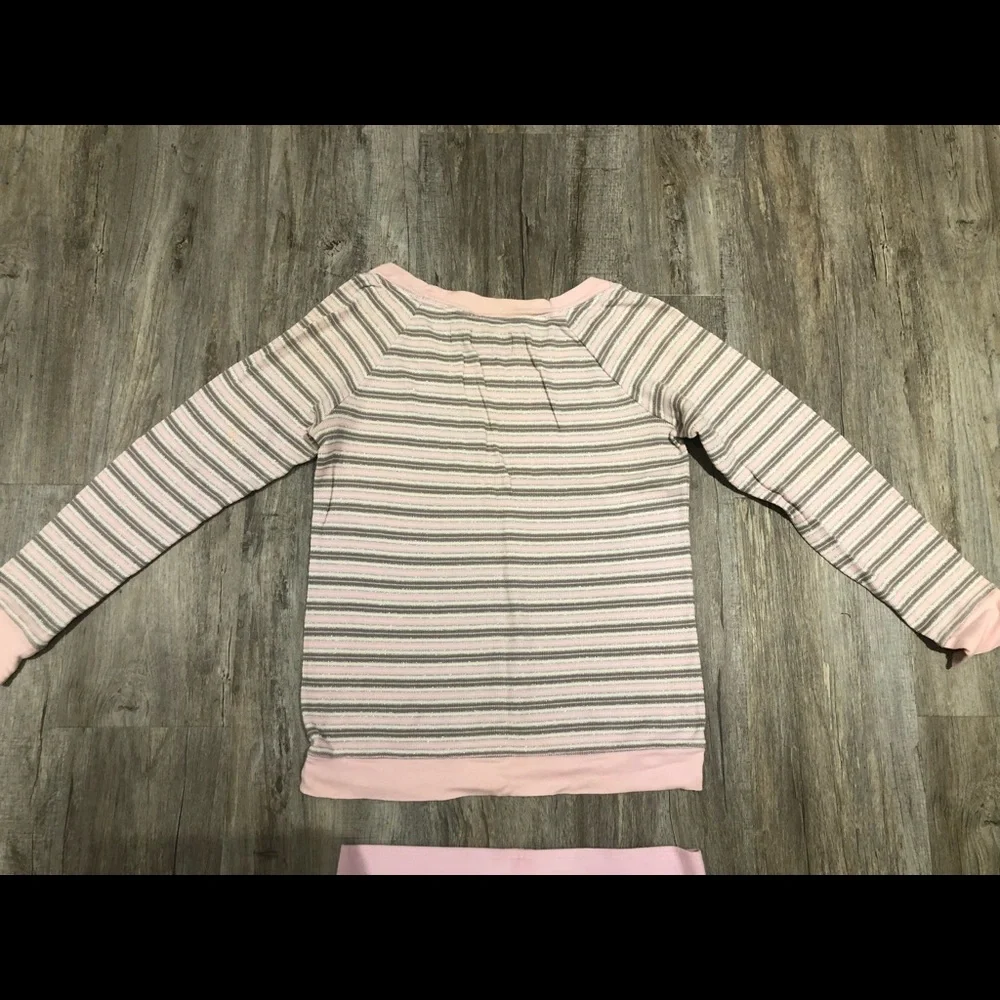 Victoria Secret 2 Piece Pink, White and Silver Pajama Set Size Small - Picture 4 of 7
